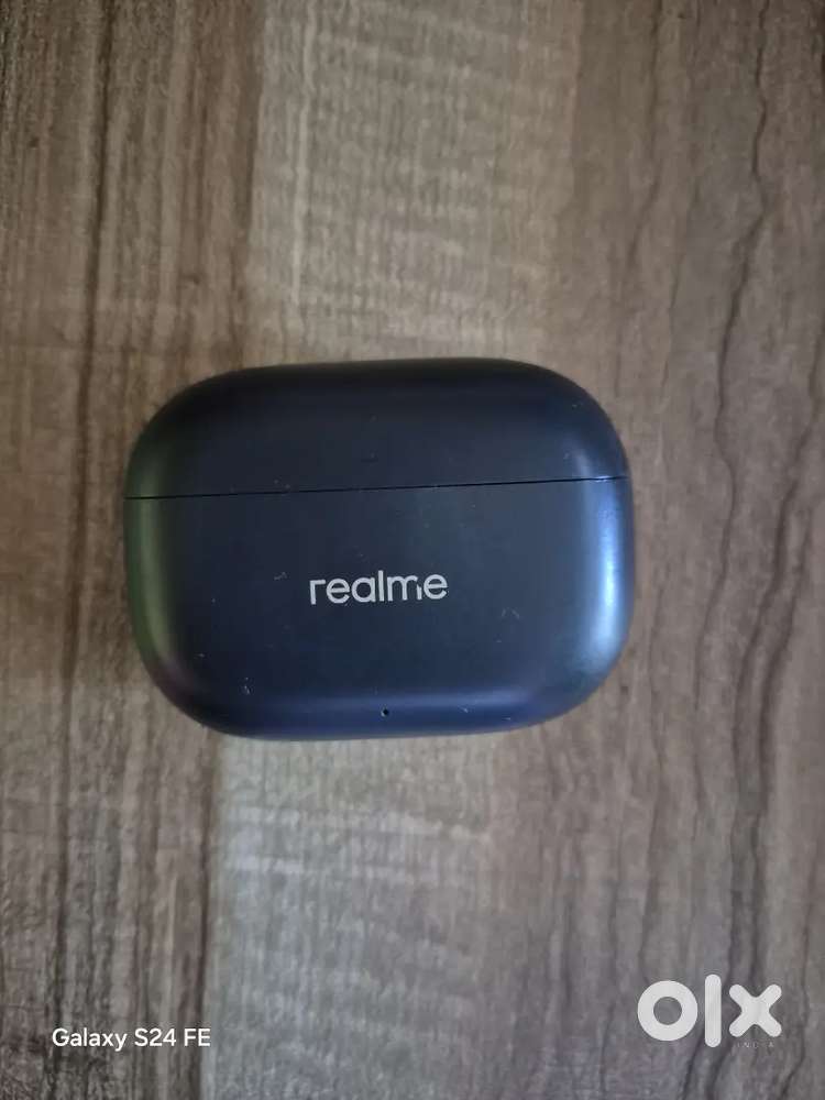 realme t300 earbuds