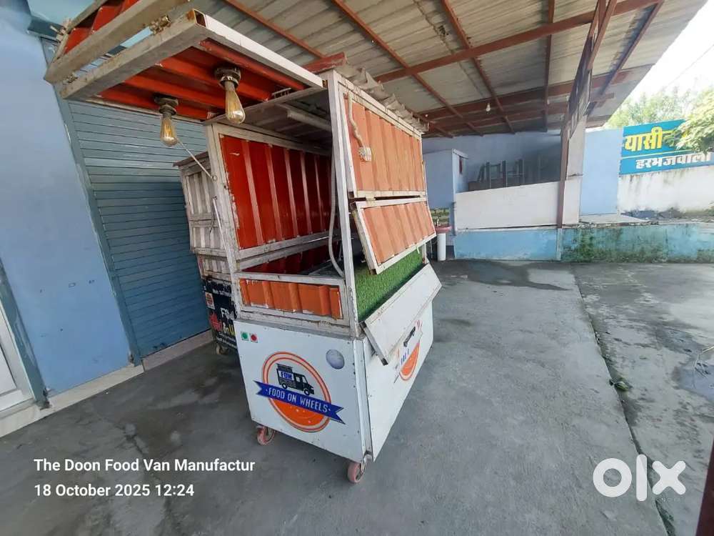 Food shop mini cafe available for rental in mussorie road