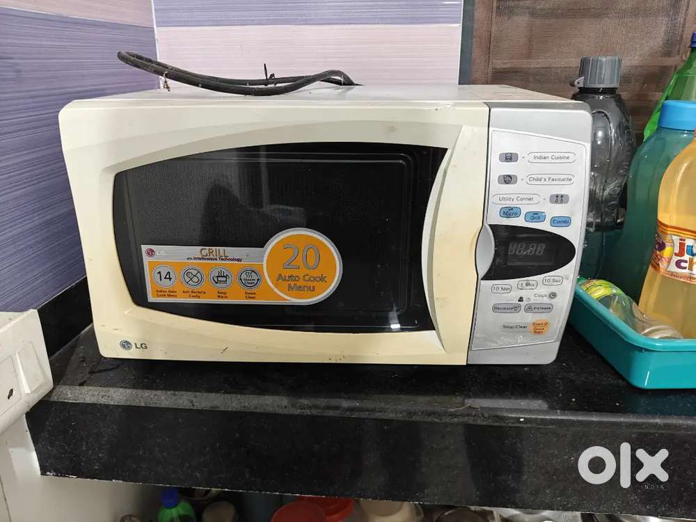 LG Microwave oven