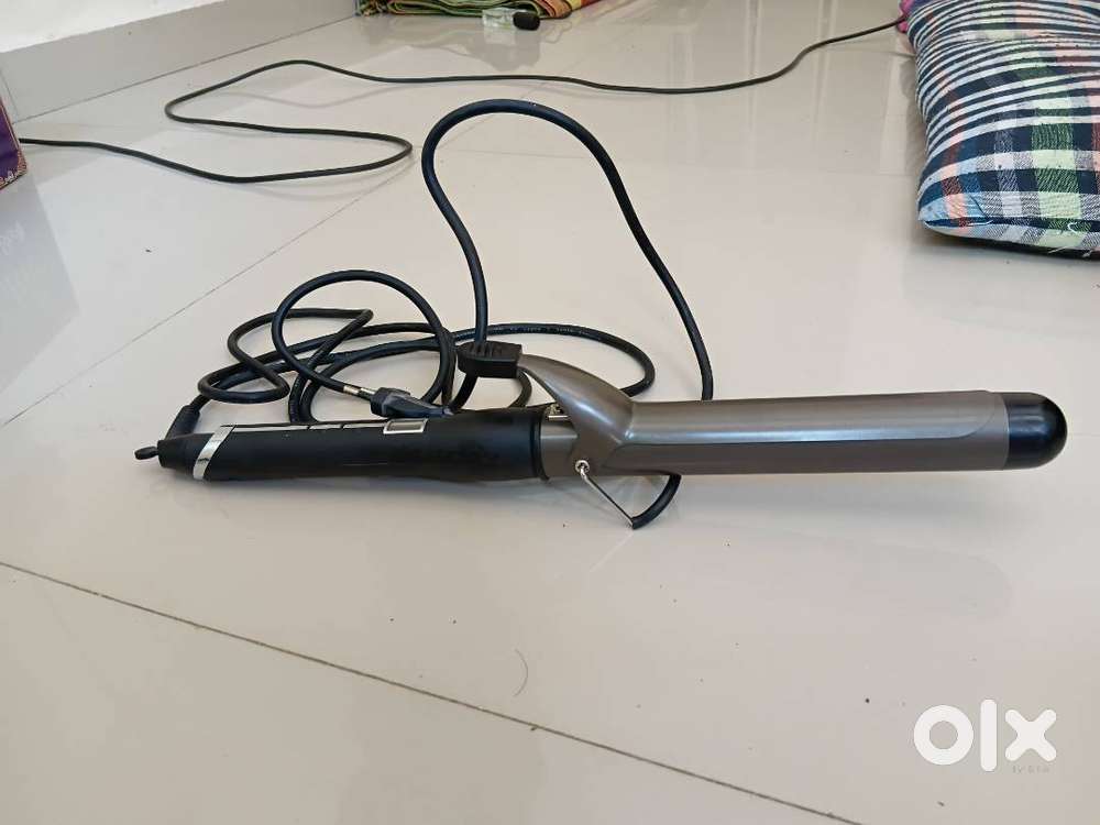 Ikonic Professional Curling Tong Hair Curler