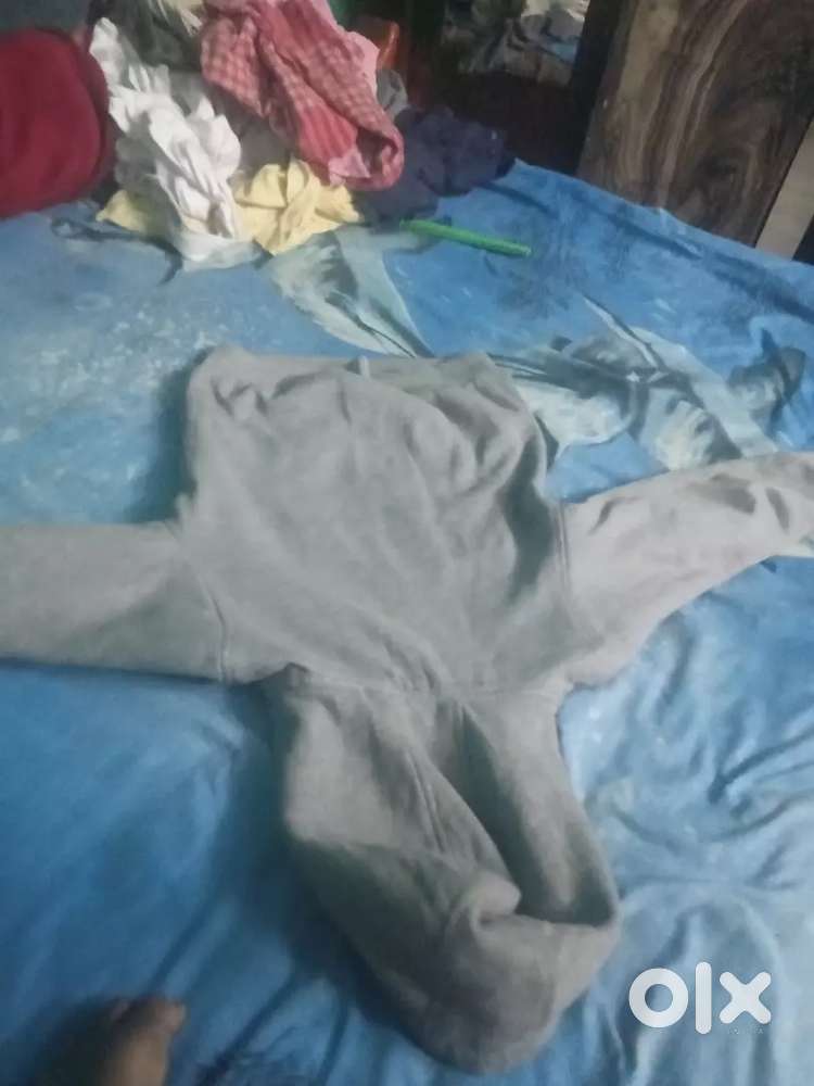 Men hooudi one side printed