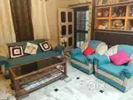 5 seater sofa set with centre table