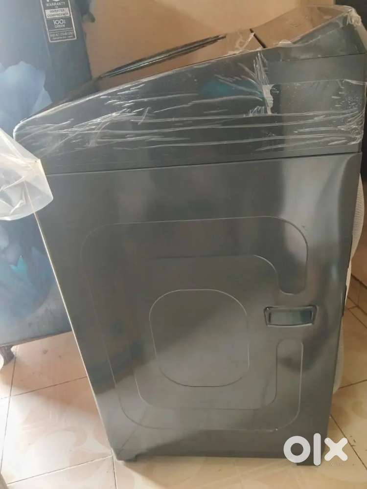 BRAND NEW WHIRLPOOL TOP LOAD WASHING MACHINE