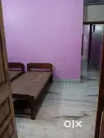 2BHK flat available only for working/studying girls in posh locality.