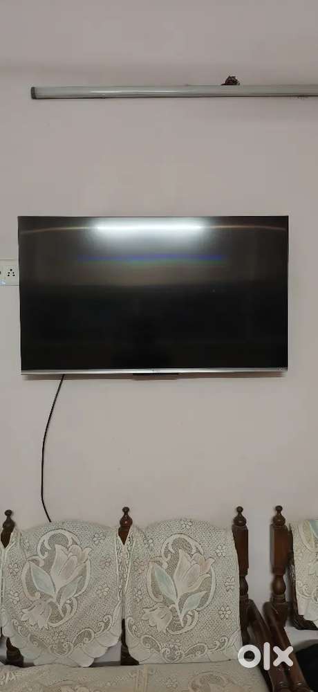 Selling my 2 months old tv