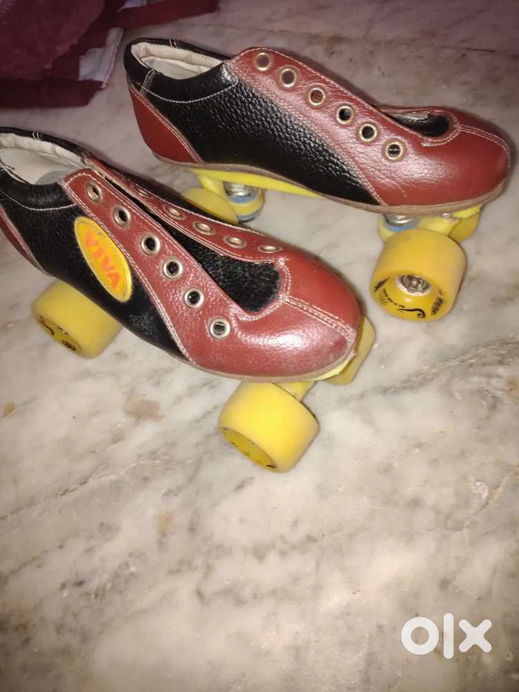 Skating quad shoes
