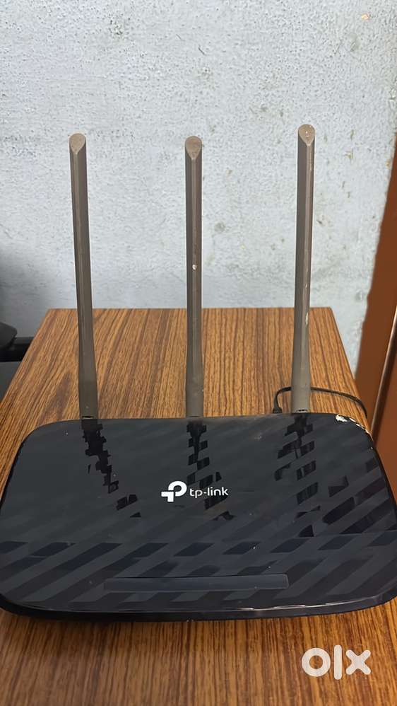 Wifi Router( New product Just used 3 months)