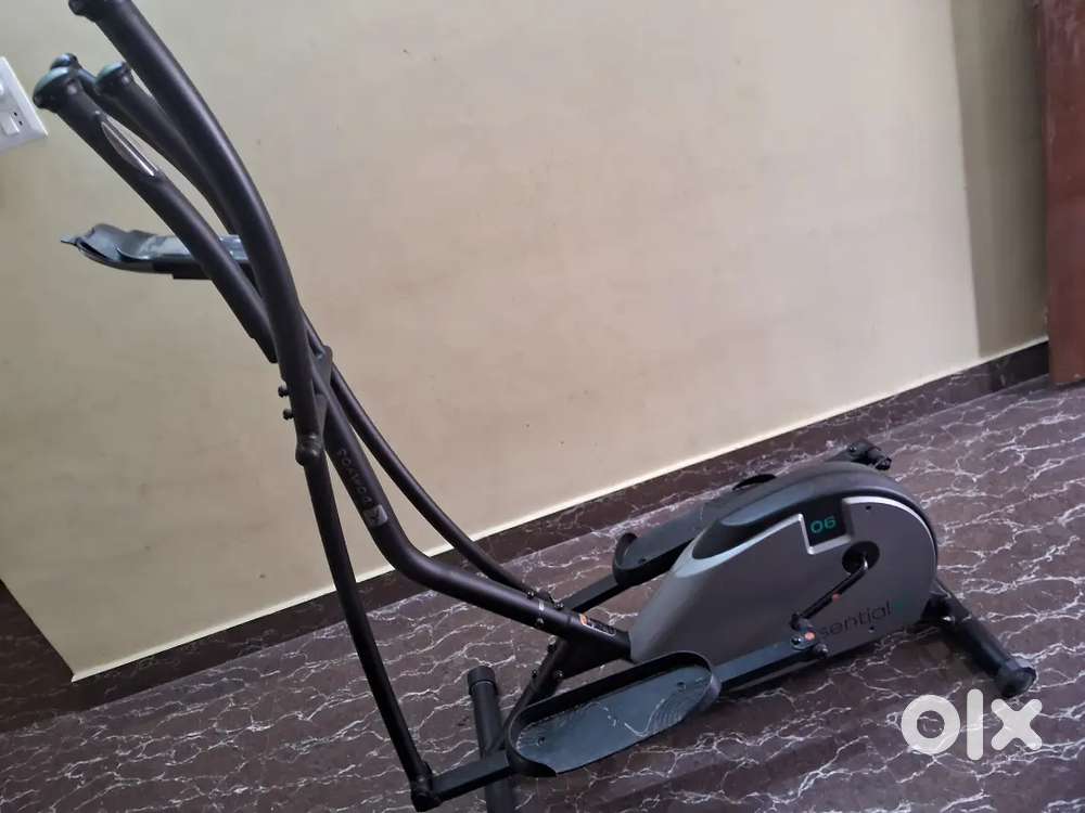 Domyos elliptical cross trainer