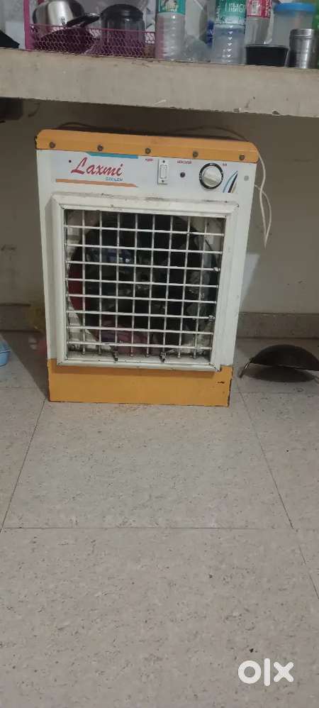 Cooler 2 year old in good condition