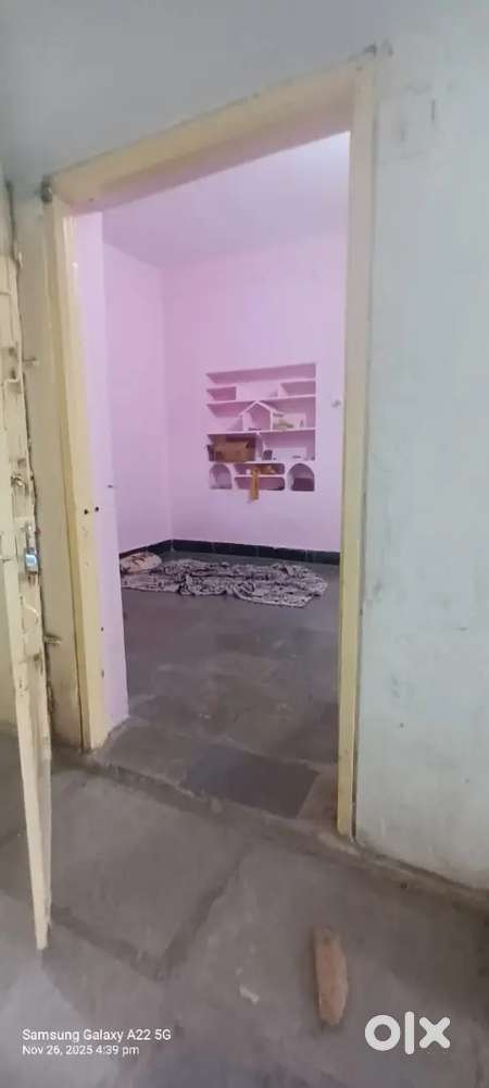 3 BHK GROUND FLOOR 3 BEDROOM SMALL HALL FULLY VENTILATED FOR RENT