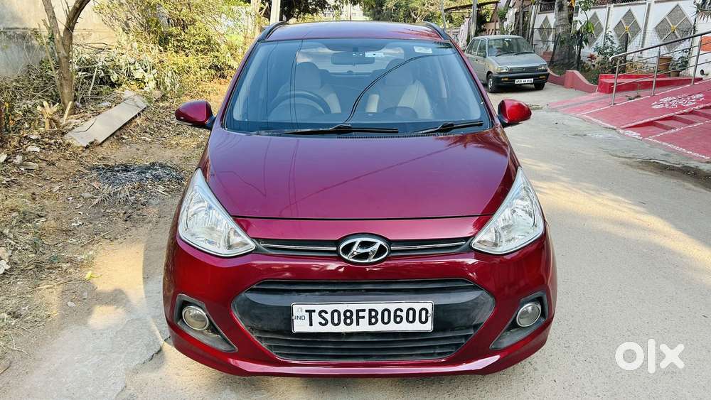 Hyundai Grand i10 1.2 CRDi Sportz Dual Tone, 2016, Petrol