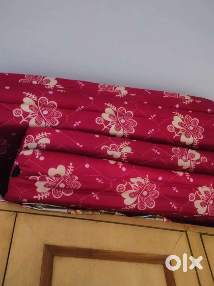 2 Single Bed Mattress 2.5 Inches (Tri-foldable)