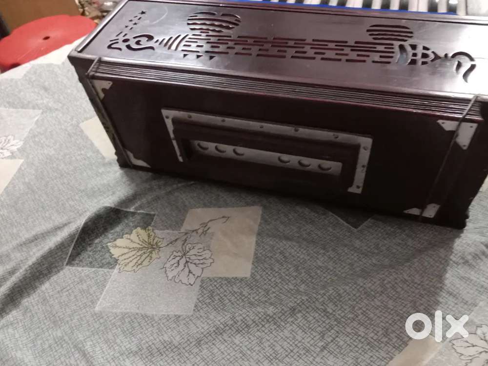 Harmonium for sell