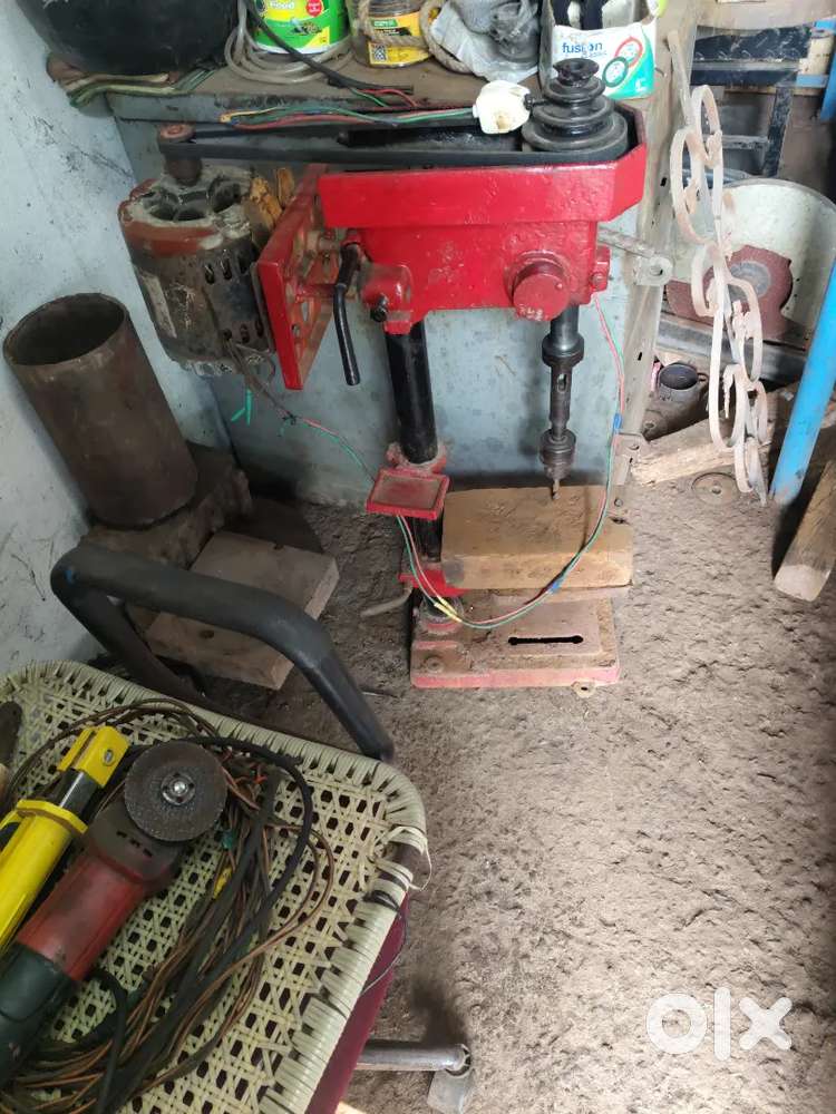 Drilling machine and cut off machine
