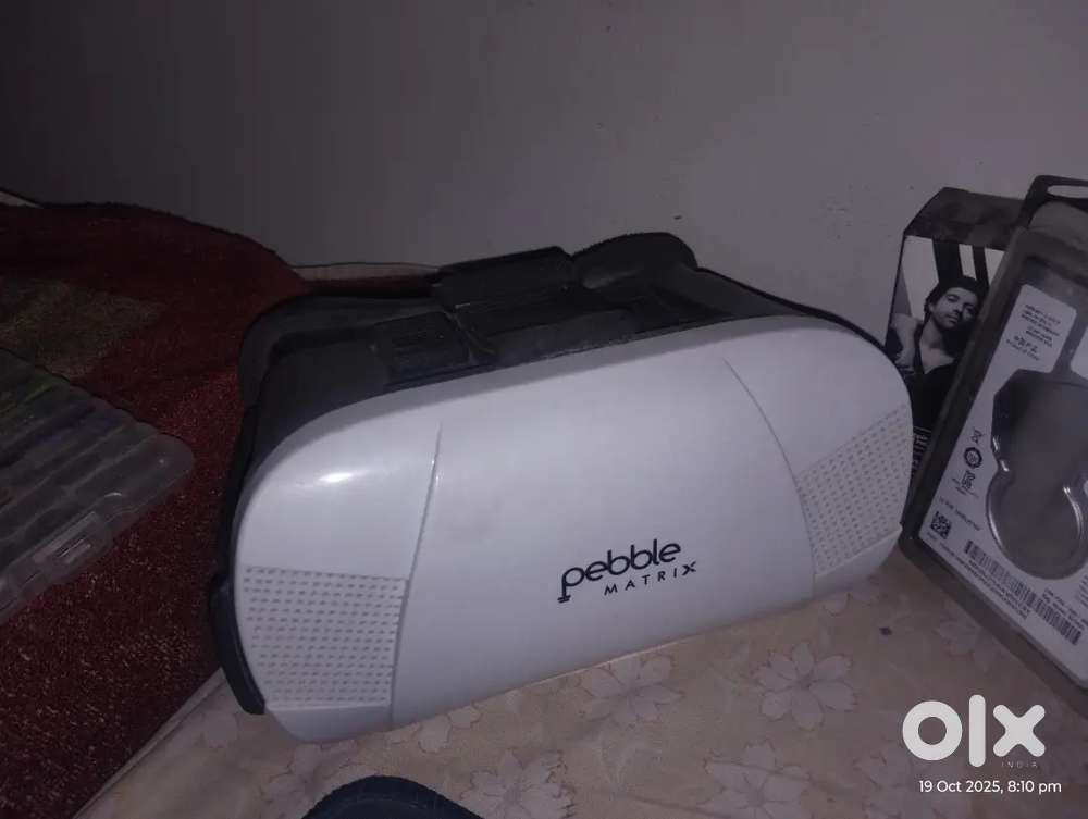 Pebble Matrix VR Headset