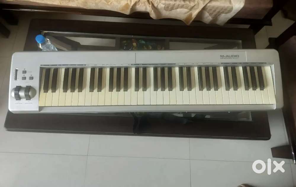Midi keyboard