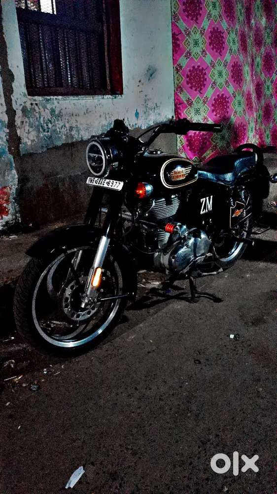 Bullet standard 500cc ( Black )