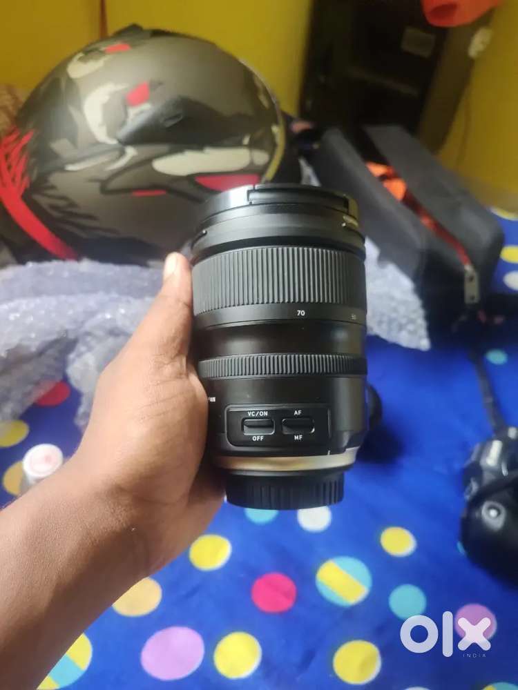 Canon R8 for selling