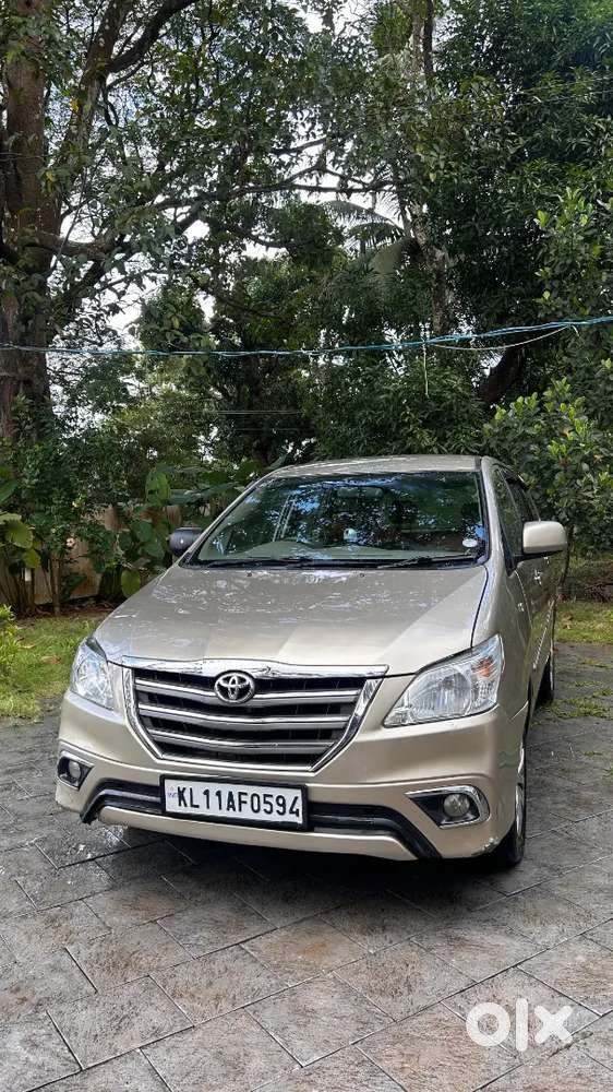 Toyota Innova 2010 Diesel Well Maintained
