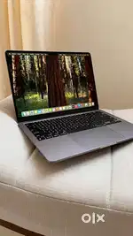 Apple MacBook Air Laptop: Apple M1 chip