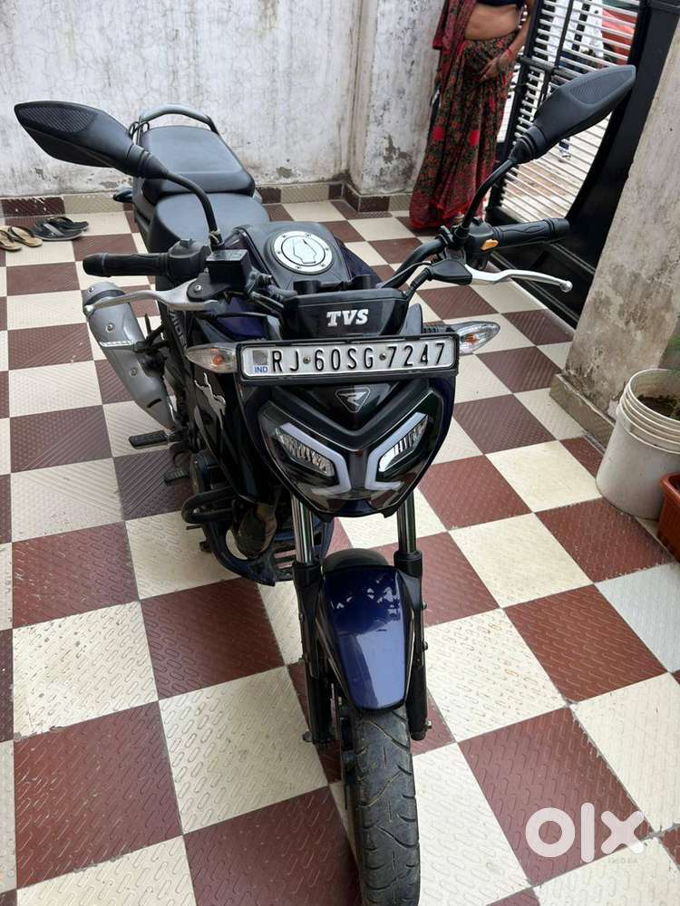 TVS Raider