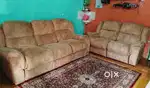 Royal oak brand 3+2 seater Recliner sofa set 1 year old For Sell