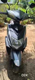 Electric scooter with 45km mileage with charger