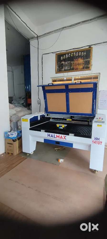 Laser cutting machine