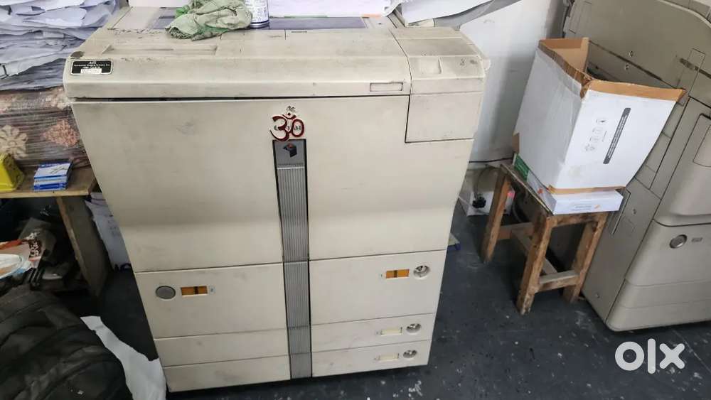 Photocopy Machine IR 105 PLUS