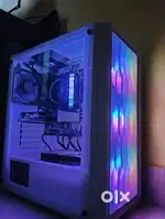 Gaming CPU with GIGABYTE Graphic card AMD RADEON RX 6400