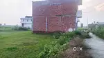 16000/ gaj pakki  sadak h 30 fit bahar se   18 fit andr se