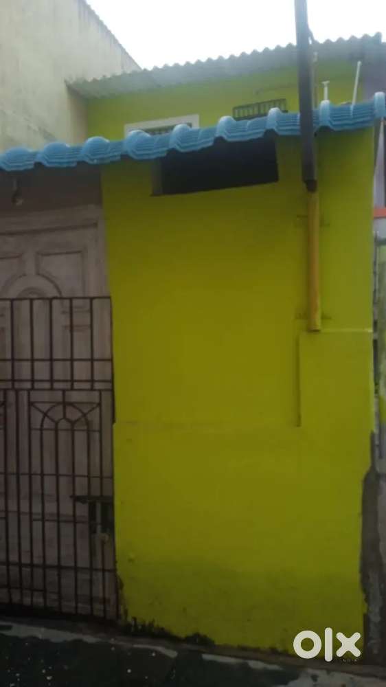 House for  lease