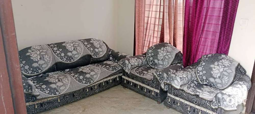 Sofa set with cover