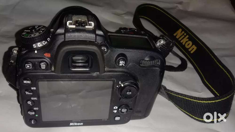Nikon -D7200