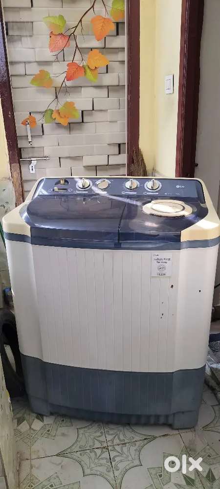 LG 7 Kg 5 Star With Jet Dry Semi Automatic Top Load Washing Machine