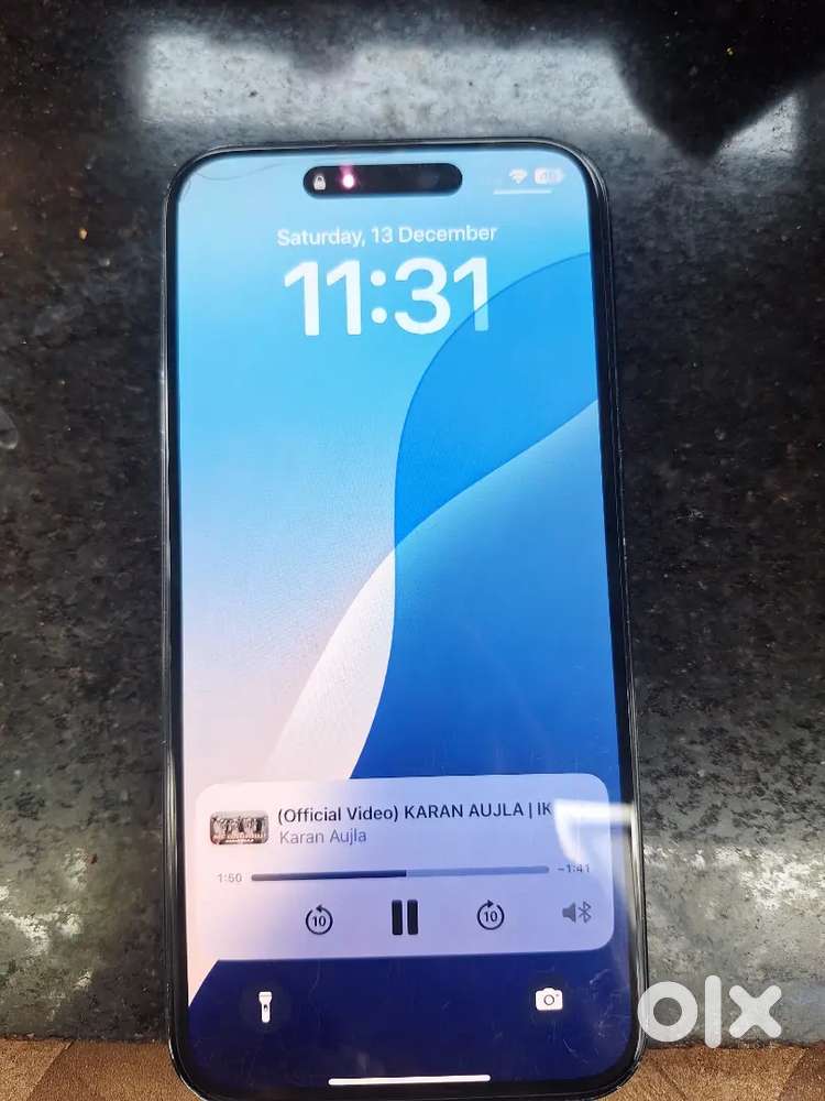 I phone 15 plus (128gb ) 90% battery  with Box