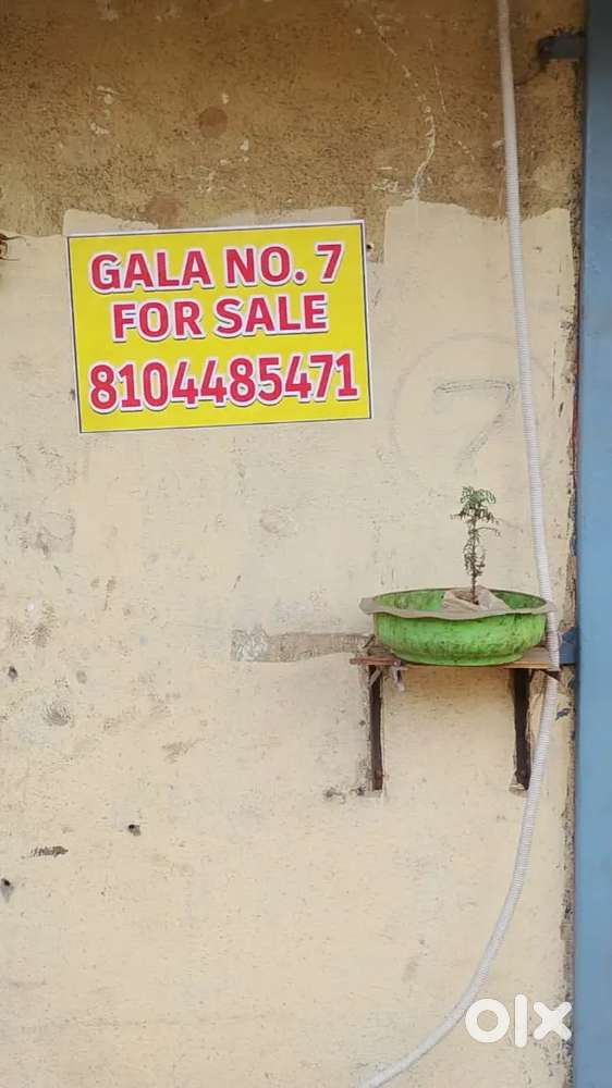 Good commercial shop at GOLANI NAKA