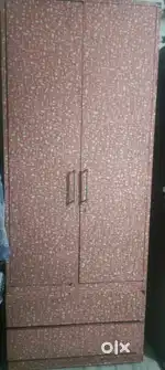 WOODEN ALMIRAH