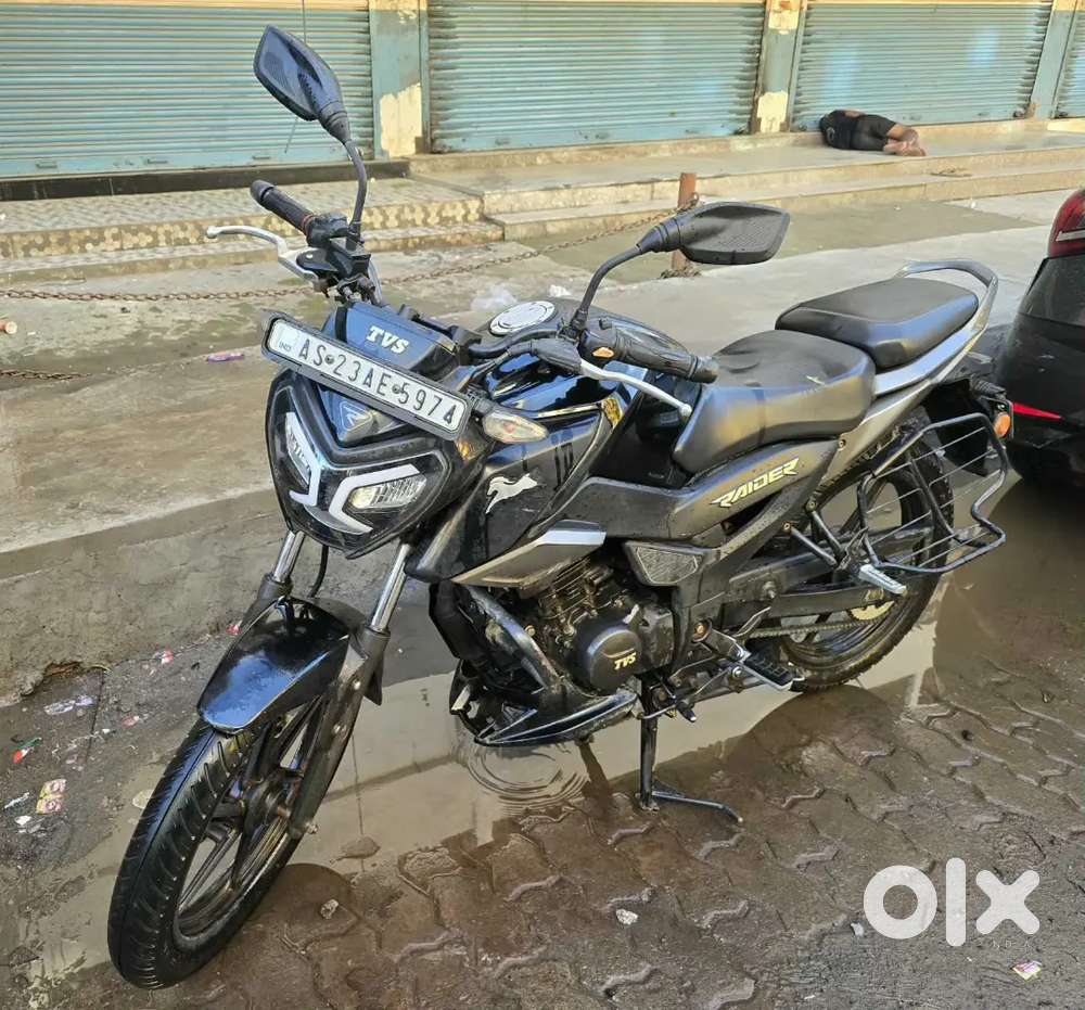 Brilliant Condition TVS Raider of 2022 registration.