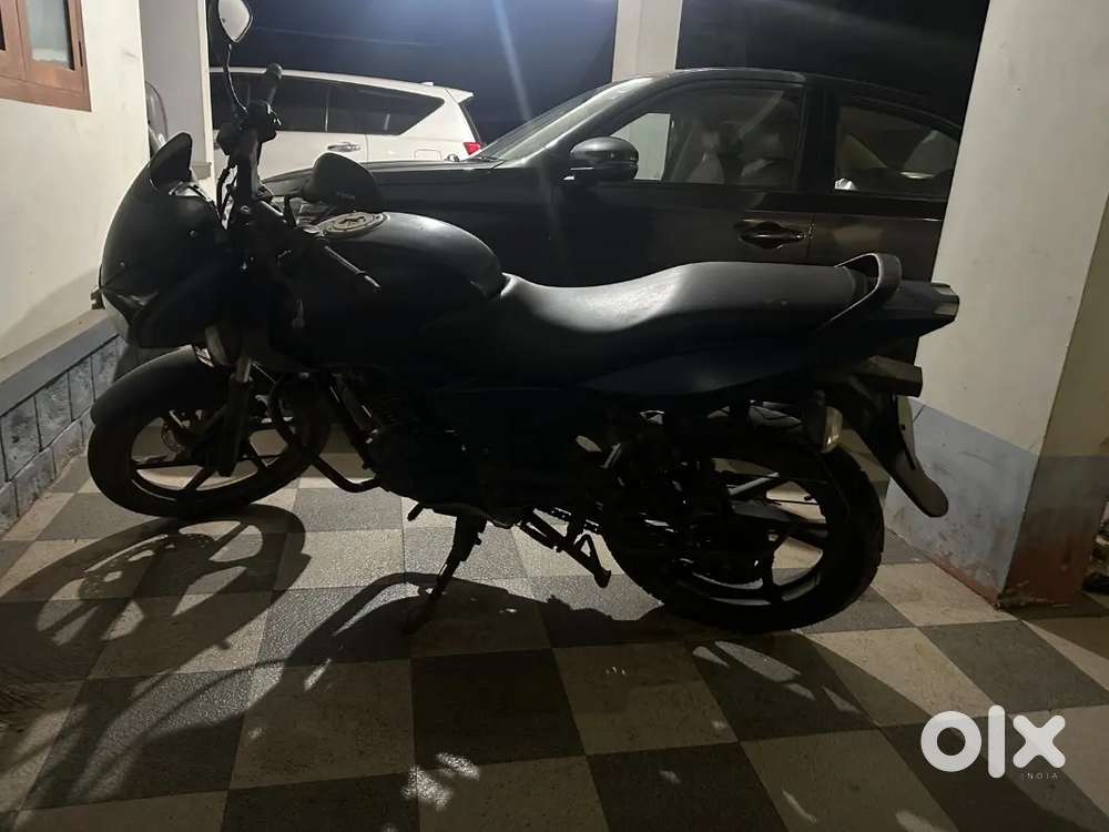 Bajaj pulser 150