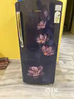 190 liter single door samsung fridge in brand new condition.
