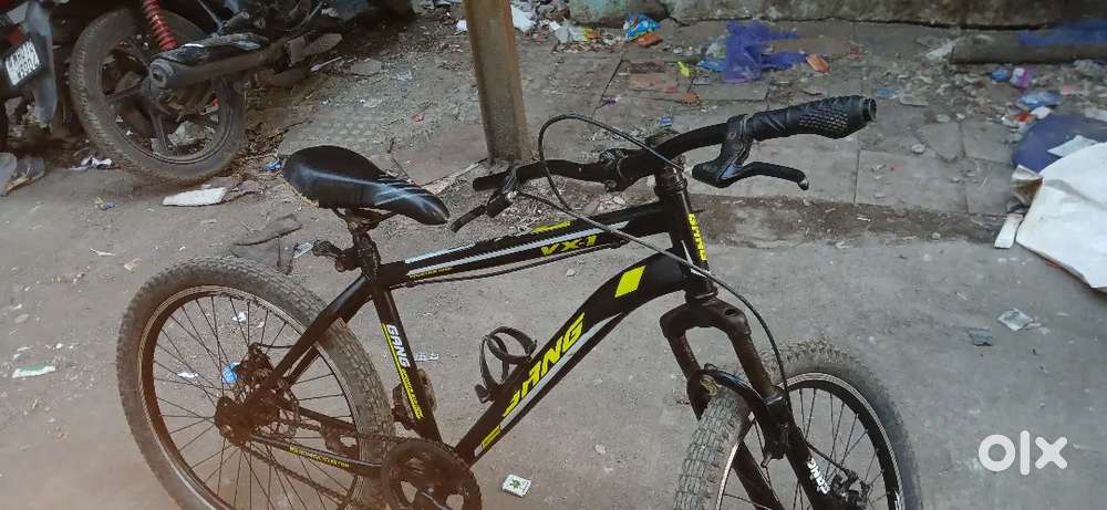 2 hand best  cycle in condition is very good company name gang sports