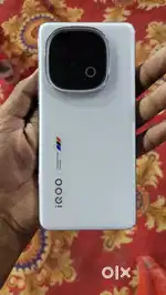 Iqoo 13 BMW edition only 2.5 month old