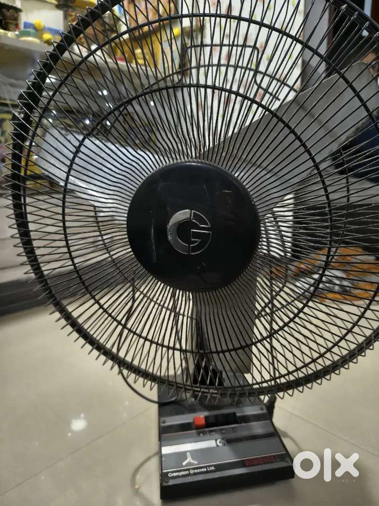 Crompton Greaves table fan