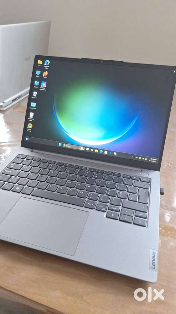 Lenovo thinkbook