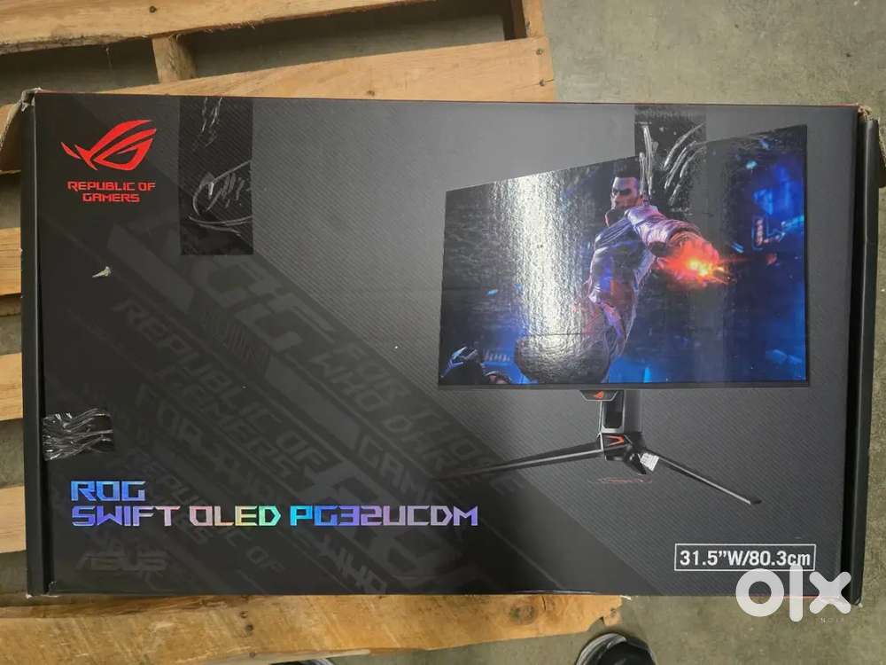 ASUS ROG Swift 32 4K OLED Gaming Monitor PG32UCDM)