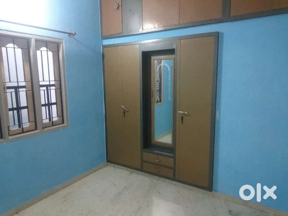 1 bhk semifurnished tenement available on rent in vasna road.