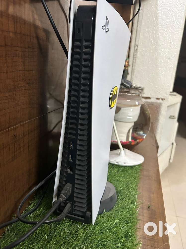 For Sale: PlayStation 5 (1 Year Old) – Excellent Condition