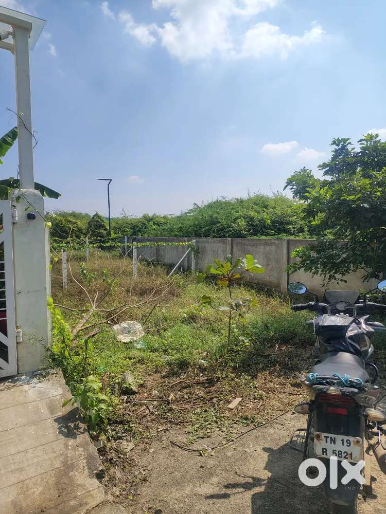 ponmar atmos .very urgent sale 758sqft