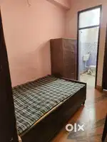 SINGLE OCCUPANCY ROOMS AVAILABLE FOR BOYS(STUDENTS AND WORKING PROF.)